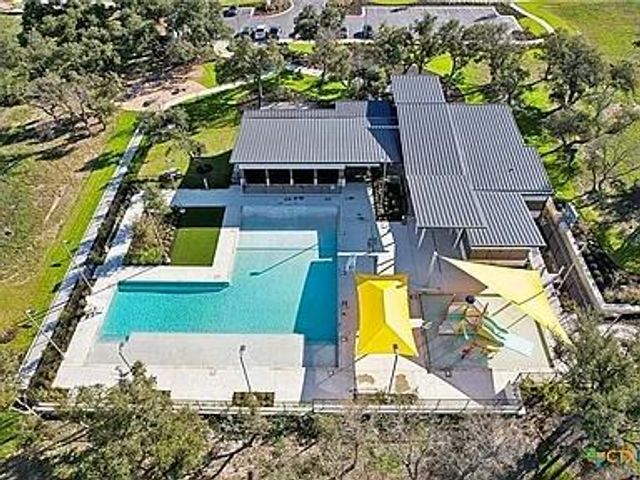 201 Fire Fox WAY, Jarrell, TX 76537