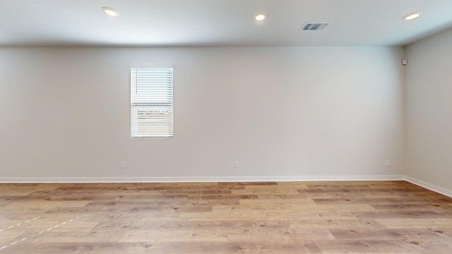 201 Fire Fox WAY, Jarrell, TX 76537