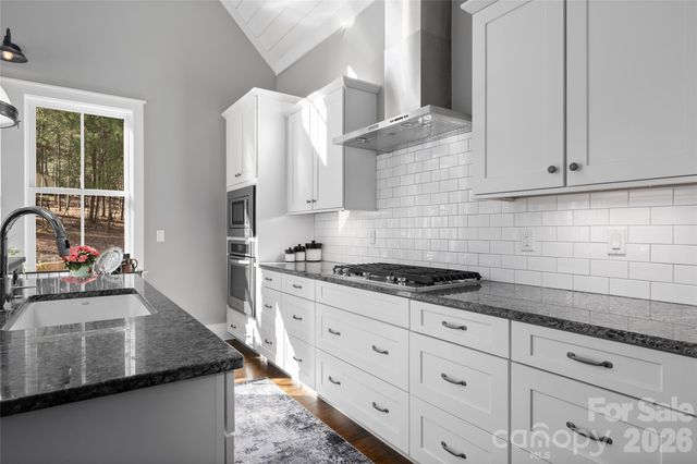 79 Chauncey Circle, Asheville, NC 28803