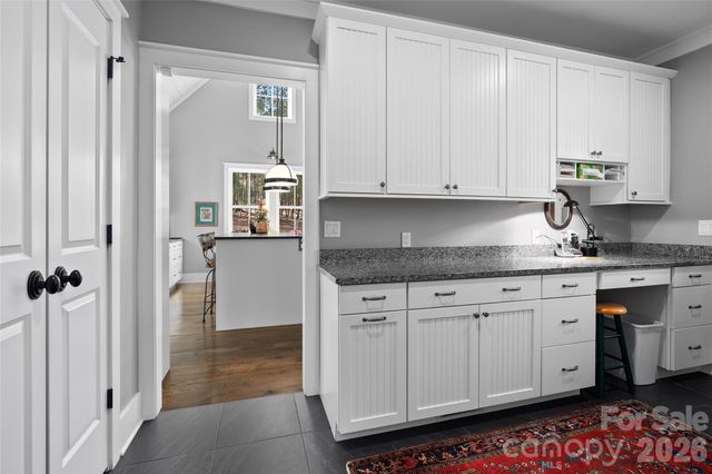 79 Chauncey Circle, Asheville, NC 28803