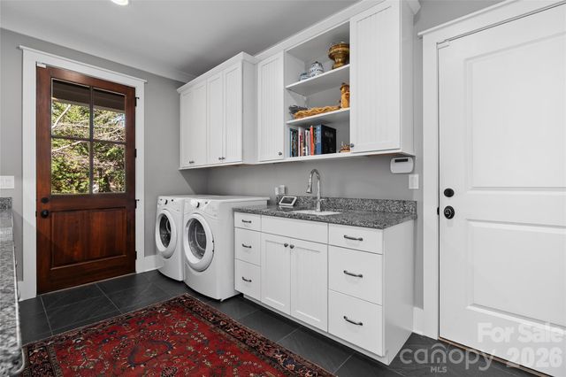 79 Chauncey Circle, Asheville, NC 28803