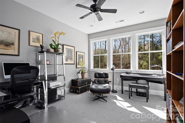 79 Chauncey Circle, Asheville, NC 28803
