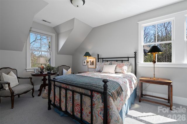 79 Chauncey Circle, Asheville, NC 28803