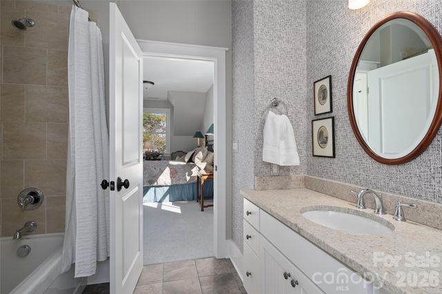79 Chauncey Circle, Asheville, NC 28803