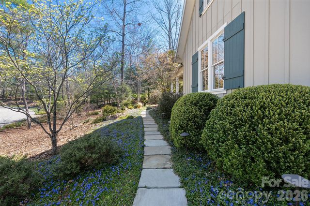 79 Chauncey Circle, Asheville, NC 28803