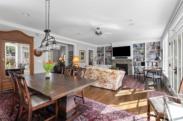 79 Chauncey Circle, Asheville, NC 28803