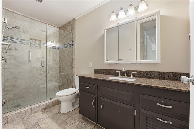 2156 E Via Mariposa H, Laguna Woods, CA 92637