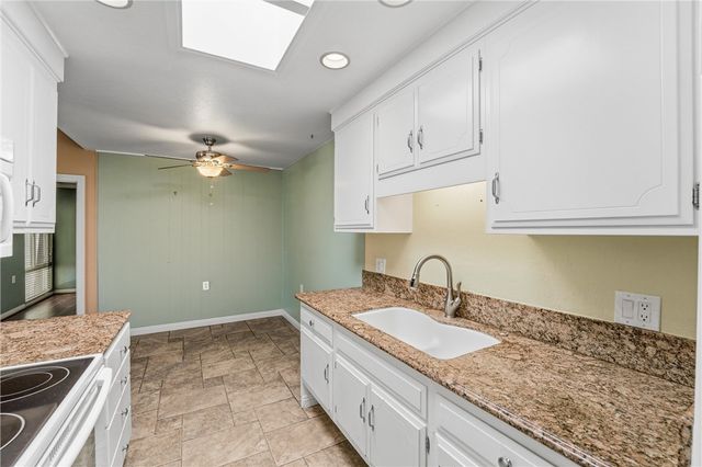 2156 E Via Mariposa H, Laguna Woods, CA 92637