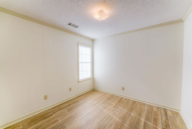 2315 VALLEY EDGE CV, Memphis, TN 38016