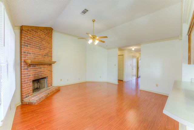 2315 VALLEY EDGE CV, Memphis, TN 38016