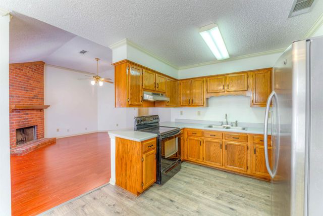 2315 VALLEY EDGE CV, Memphis, TN 38016