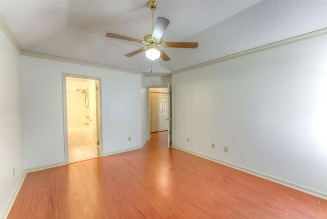 2315 VALLEY EDGE CV, Memphis, TN 38016