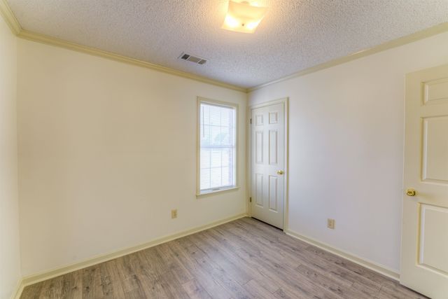 2315 VALLEY EDGE CV, Memphis, TN 38016