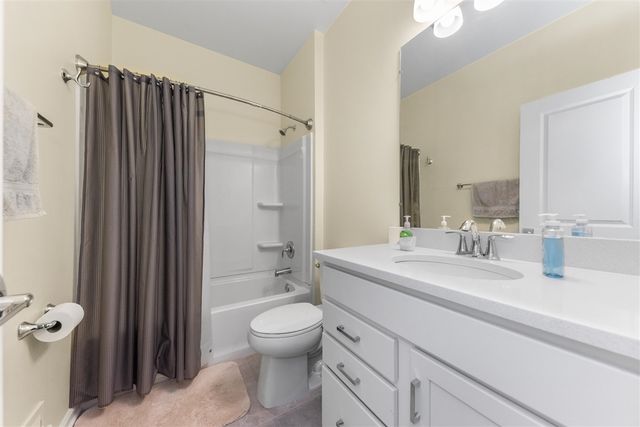3772 Park Creek Lane, Canton, MI 48188