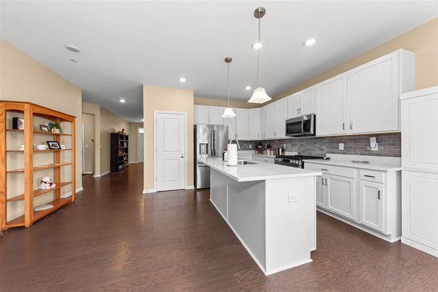 3772 Park Creek Lane, Canton, MI 48188