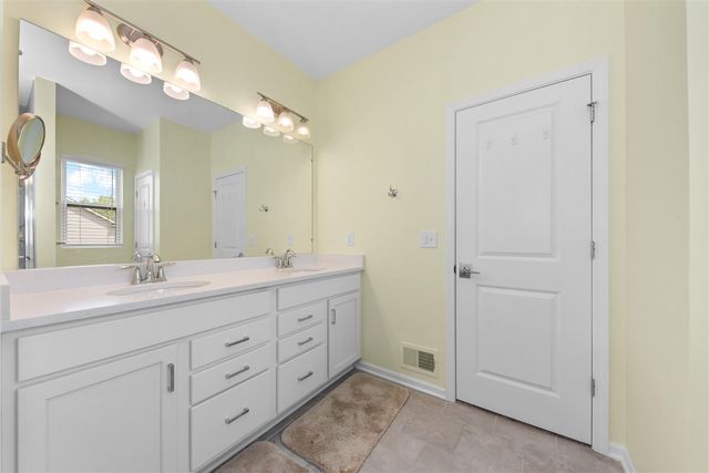 3772 Park Creek Lane, Canton, MI 48188