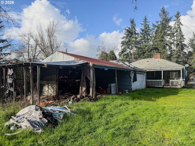 5995 MAIN St, Springfield, OR 97478