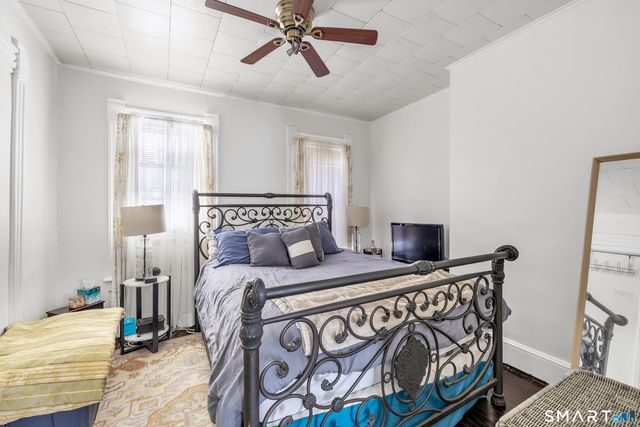 10 Burritt Avenue, Norwalk, CT 06854