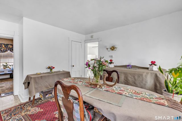 10 Burritt Avenue, Norwalk, CT 06854