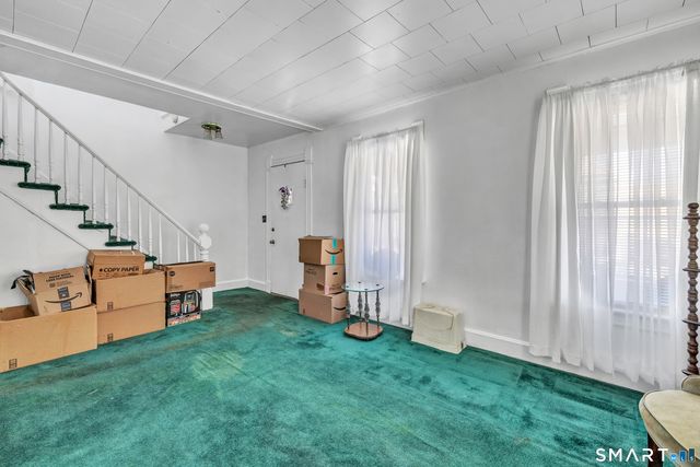 10 Burritt Avenue, Norwalk, CT 06854