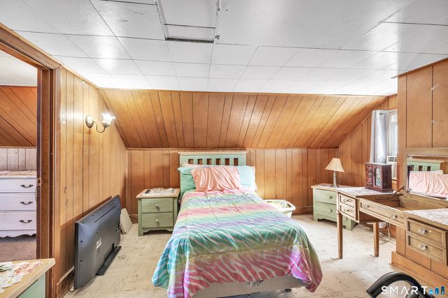 10 Burritt Avenue, Norwalk, CT 06854