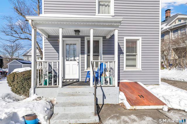 10 Burritt Avenue, Norwalk, CT 06854