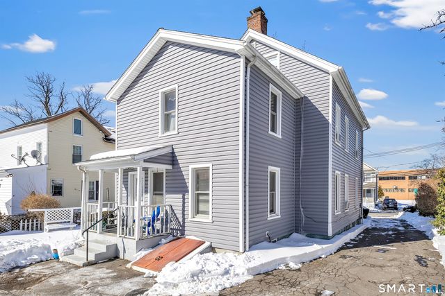 10 Burritt Avenue, Norwalk, CT 06854