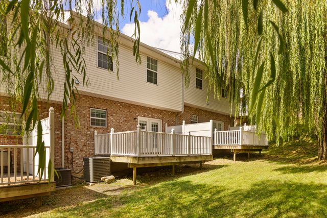 743 Spence Enclave Ln, Nashville, TN 37210