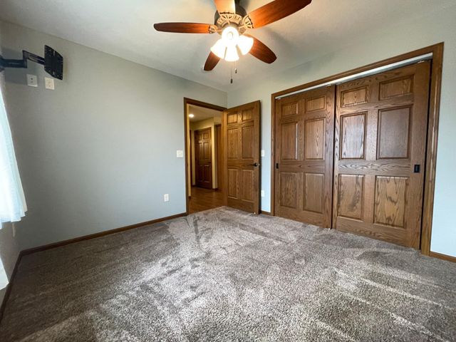 101 Brittany Way SE, Grand Meadow, MN 55936