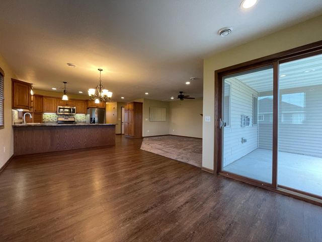 101 Brittany Way SE, Grand Meadow, MN 55936