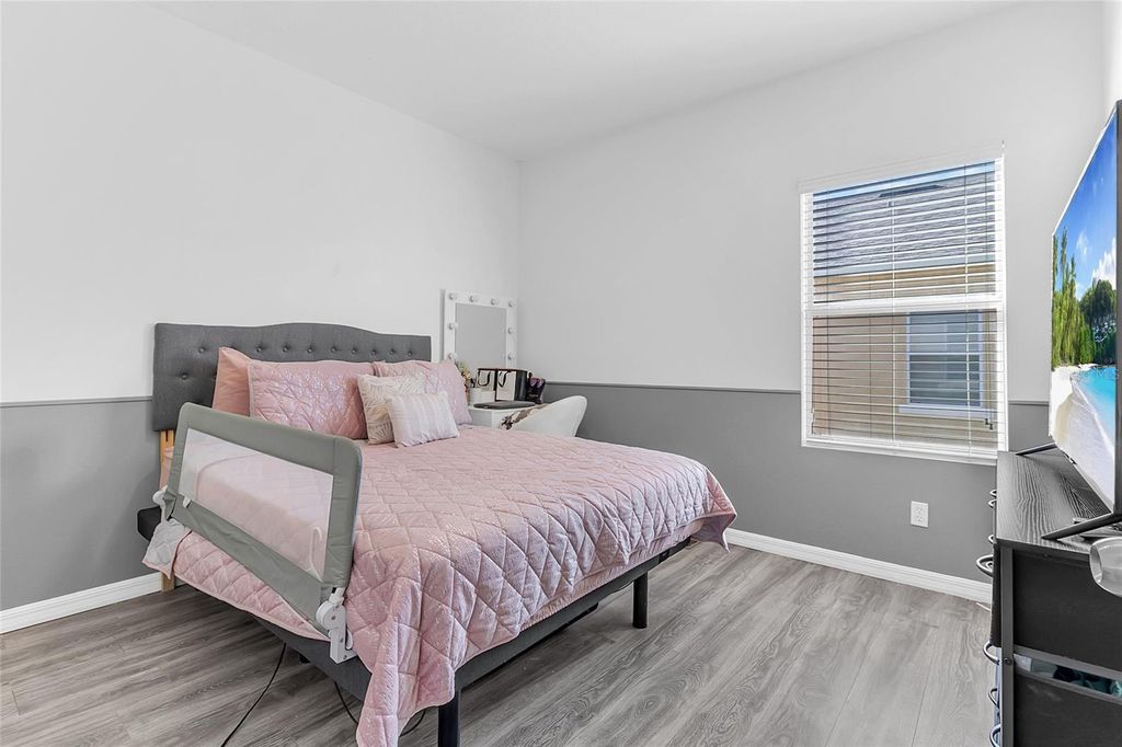 Image 16 of property listing at 2280 BETSY ROSS LANE, St Cloud, FL 34769