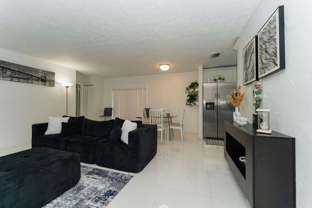 1242 SW Parma Avenue, Port St. Lucie, FL 34953