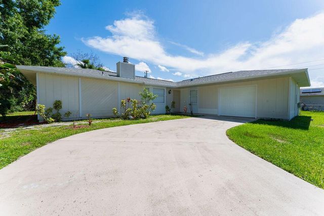 1242 SW Parma Avenue, Port St. Lucie, FL 34953