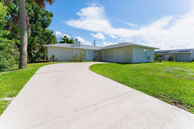 1242 SW Parma Avenue, Port St. Lucie, FL 34953