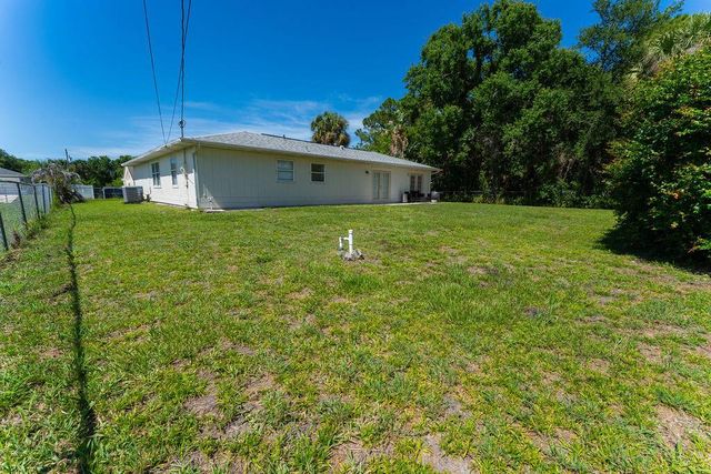 1242 SW Parma Avenue, Port St. Lucie, FL 34953