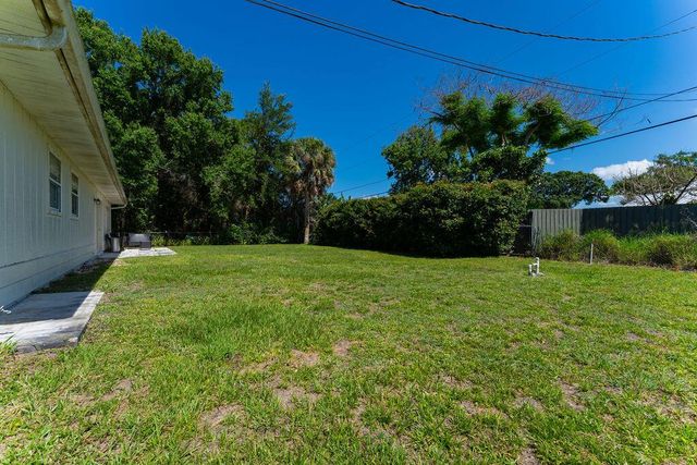 1242 SW Parma Avenue, Port St. Lucie, FL 34953