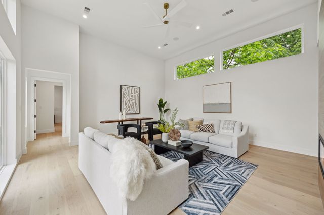 3815 Hawick Lane, Dallas, TX 75220