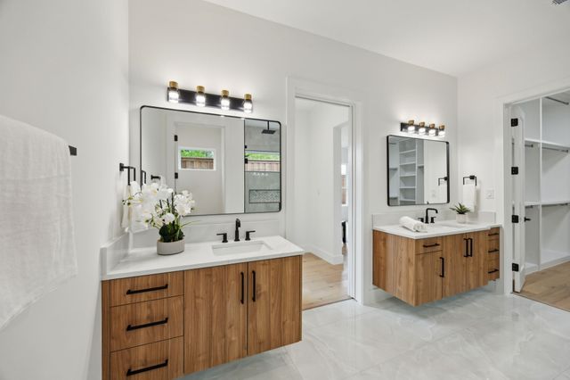 3815 Hawick Lane, Dallas, TX 75220