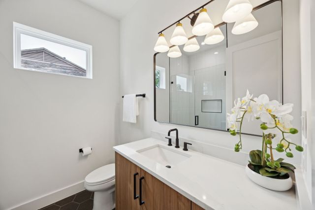 3815 Hawick Lane, Dallas, TX 75220