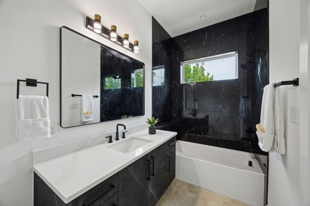 3815 Hawick Lane, Dallas, TX 75220