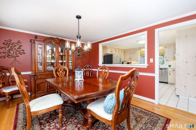 7 Lantern Lane, Wethersfield, CT 06109