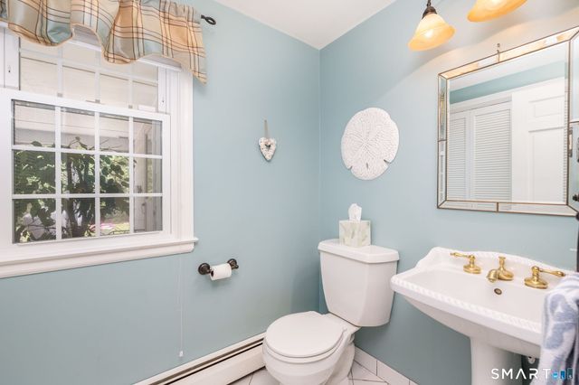 7 Lantern Lane, Wethersfield, CT 06109