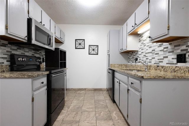 1517 S Owens Street 5, Denver, CO 80232