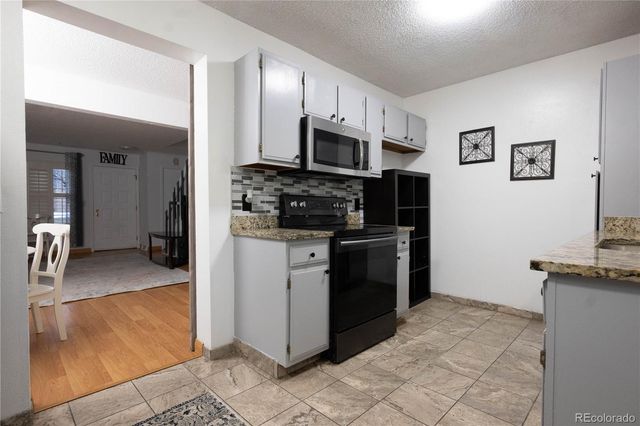 1517 S Owens Street 5, Denver, CO 80232