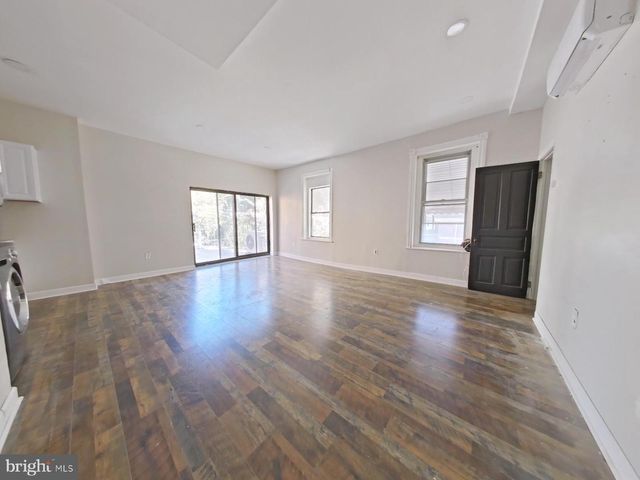 5331 WAYNE AVE, Philadelphia, PA 19144