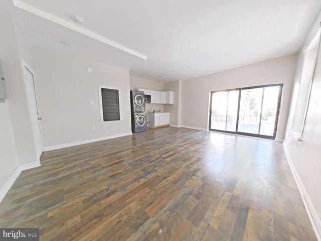 5331 WAYNE AVE, Philadelphia, PA 19144