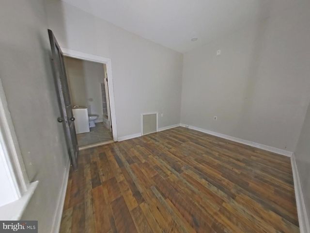 5331 WAYNE AVE, Philadelphia, PA 19144