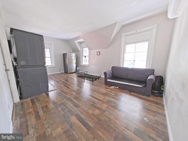 5331 WAYNE AVE, Philadelphia, PA 19144