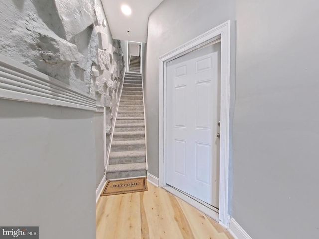 5331 WAYNE AVE, Philadelphia, PA 19144