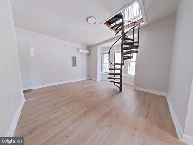 5331 WAYNE AVE, Philadelphia, PA 19144